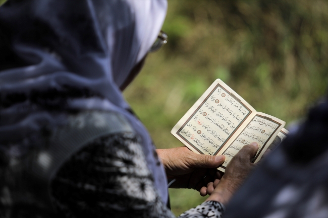 Kurşuna dizilen Srebrenitsalı Boşnaklar unutulmadı