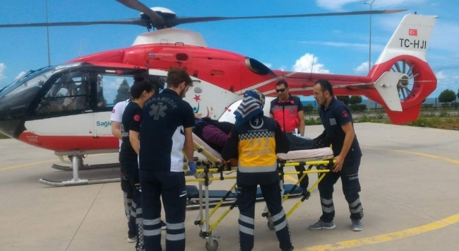 Trabzon'da ambulans helikopterin yoğun yaz mesaisi