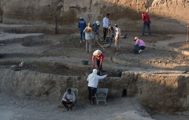 Suriye sınırındaki Oylum Höyük'te kazılar yeniden başladı