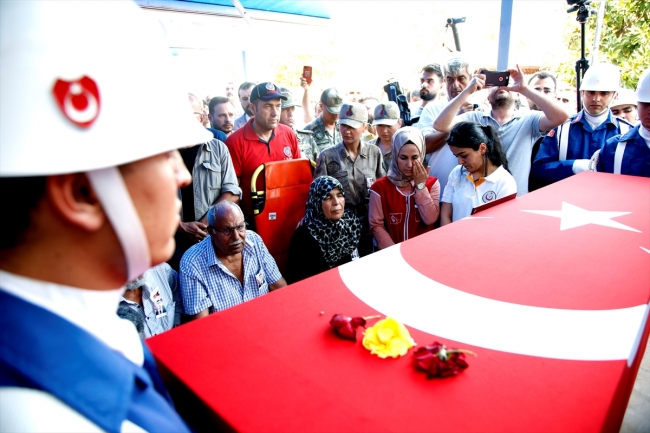 Şırnak şehitleri son yolculuklarına uğurlandı