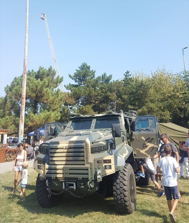 Türk zırhlısı Avrupa'nın kapısını açtı