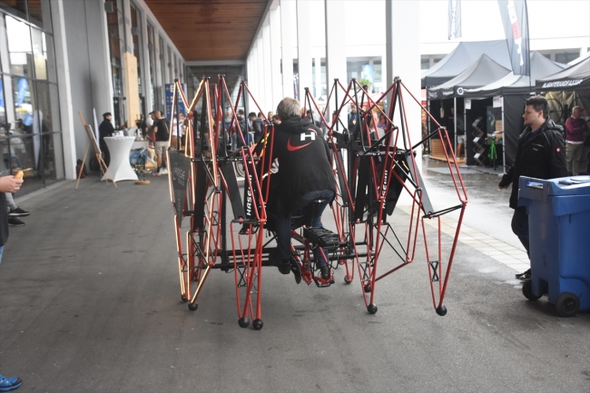 Eurobike fuarındaki "örümcek bisiklet" büyük ilgi gördü