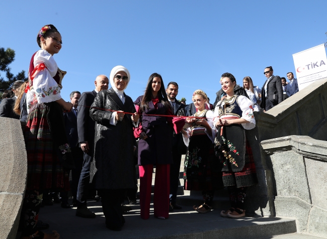 Emine Erdoğan Sokullu Mehmet Paşa tarafından yaptırılan ve TİKA tarafından restore edilen çeşmenin açılışına katıldı. Fotoğraf: AA 