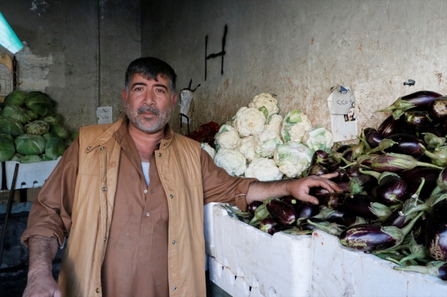 Teröristler Tel Abyad halkına hayatı zehir etmiş