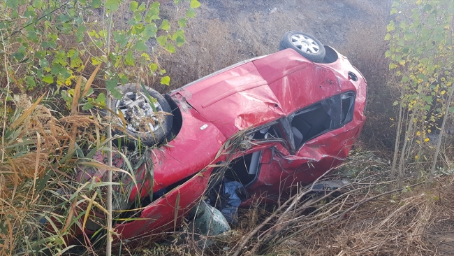 Erzincan'da iki asker trafik kazasında yaralandı