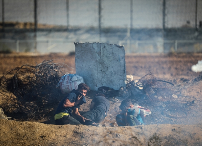 İsrail askerleri Gazze sınırında 144 Filistinliyi yaraladı