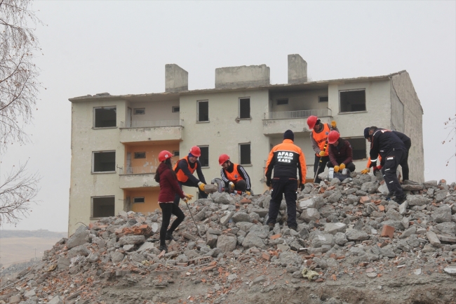 Fotoğraf: AA, Kars, Deprem Tatbikatı