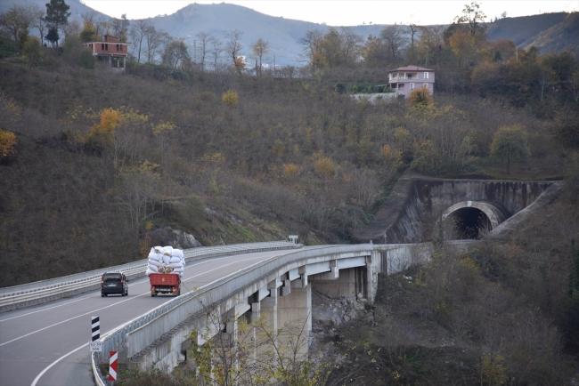 Karadeniz-Akdeniz Yolu'nun yüzde 95'i tamamlandı