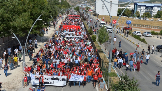 Binlerce vatandaş, teröre karşı tek ses, tek yürek oldu