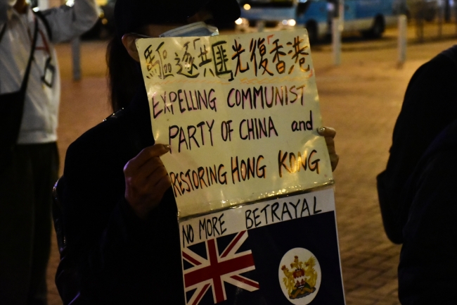 Çinli Rahip Vang Yi’ye hapis cezası Hong Kong’da protesto edildi