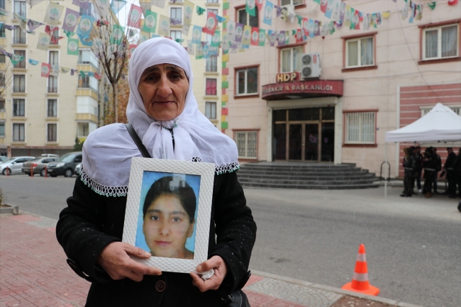 '5 metre kar da yağsa buradayız, gitmiyoruz'