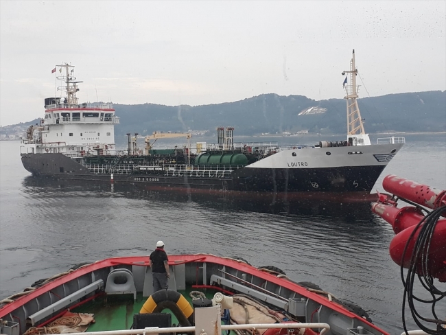 Çanakkale Boğazı'nda bir akaryakıt tankeri arızalandı