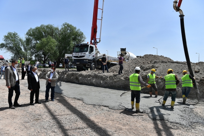 Kayseri'de atlı okçuların yetiştirileceği merkezin temeli atıldı