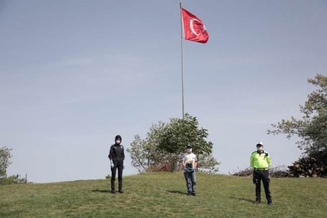 Polisten down sendromlu İbrahim'e sürpriz ziyaret