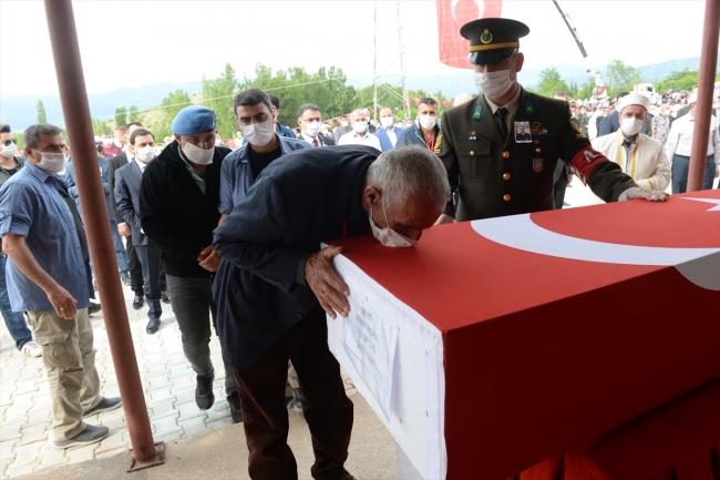 Hakkari şehitleri son yolculuklarına uğurlandı