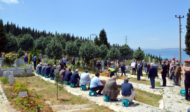 Yazar ve felsefeci Oruç Aruoba son yolculuğuna uğurlandı