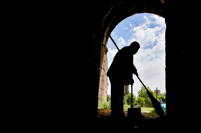 Diyarbakır Surları ile Hevsel Bahçeleri atıklardan temizleniyor