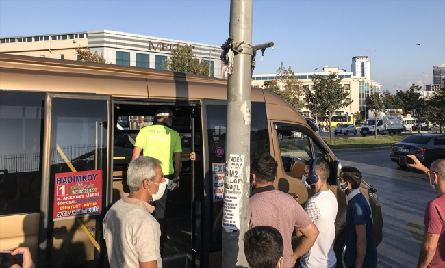 İstanbul'da 33 yolcu taşıyan minibüsçüye ceza kesildi