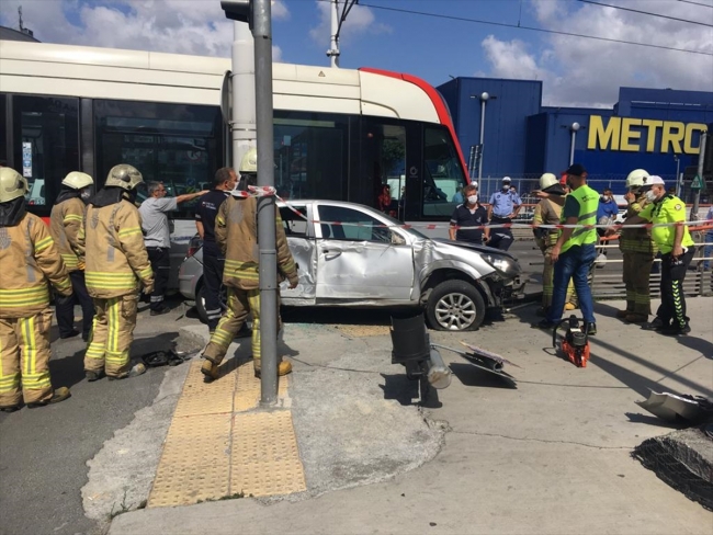 İstanbul'da tramvay kazası: 1 yaralı