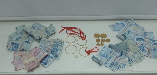 Denizli'de bir emekliyi 25 bin lira dolandıran 2 şüpheli yakalandı