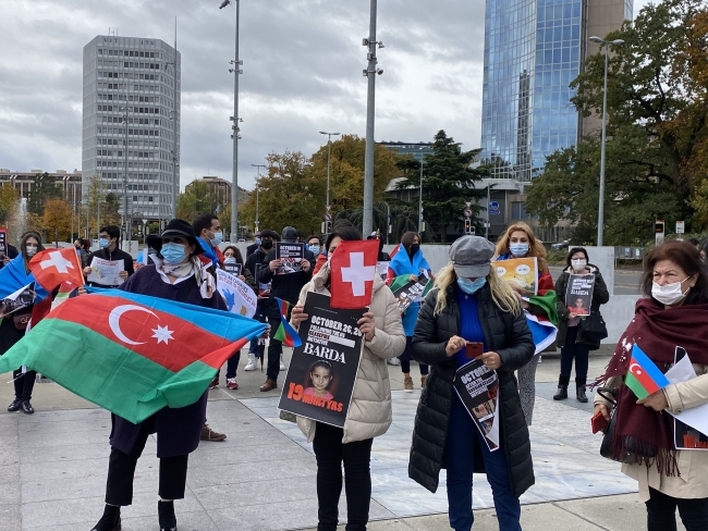 Ermenistan'ın sivillere saldırıları Cenevre'de protesto edildi