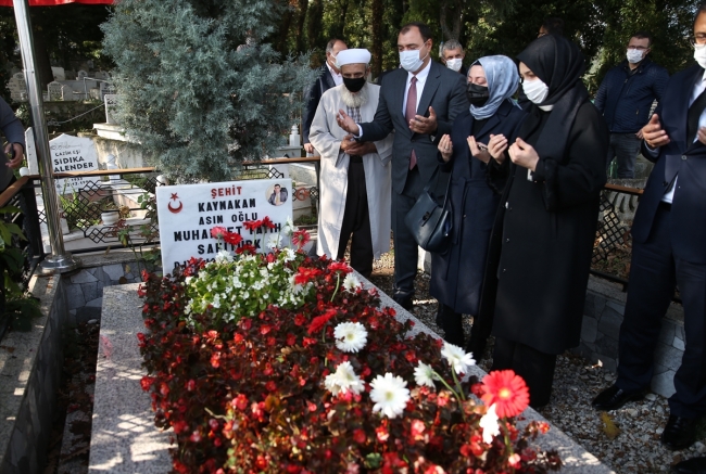 Şehit Kaymakam Safitürk mezarı başında anıldı