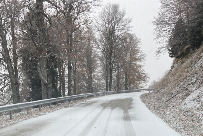 Yedigöller Milli Parkı yolu ulaşıma kapandı