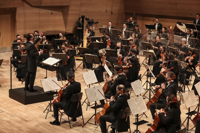 CSO yeni konser salonu ilk kez sanatseverleri ağırladı