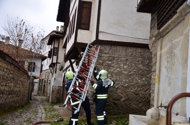 Safranbolu'daki tarihi konaklarda yangın tatbikatı