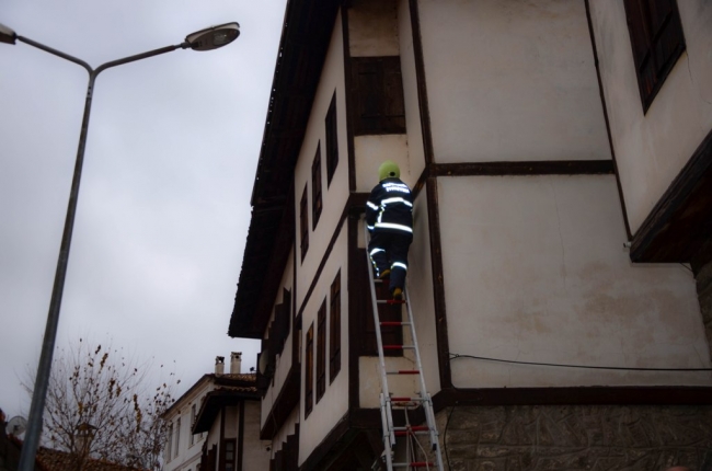 Safranbolu'daki tarihi konaklarda yangın tatbikatı