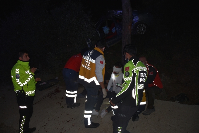 Bodrum'da polisten kaçarken kaza yapan 2 kişi yaralandı