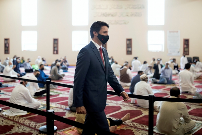 Kanada Başbakanı Trudeau Müslümanlarla bayramlaştı