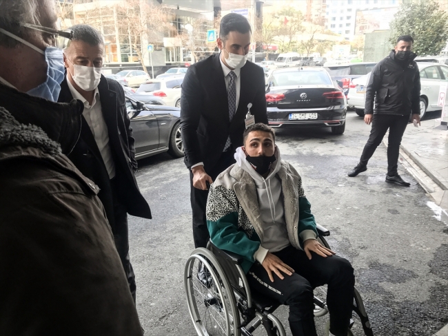 Abdülkadir Ömür ameliyat için İstanbul'da