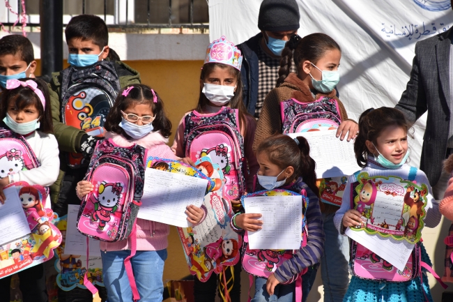 Tel Abyad ve Rasulayn’da öğrencilerin karne mutluluğu