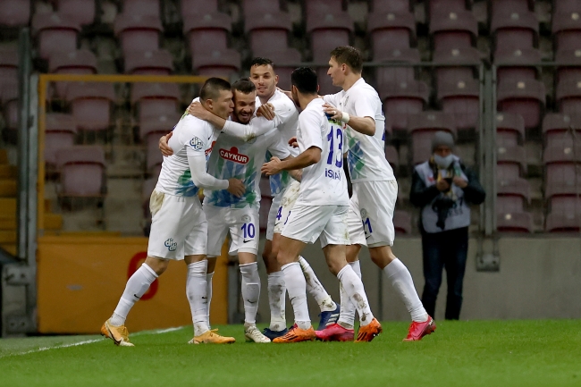 7 gollü maçta kazanan Rizespor