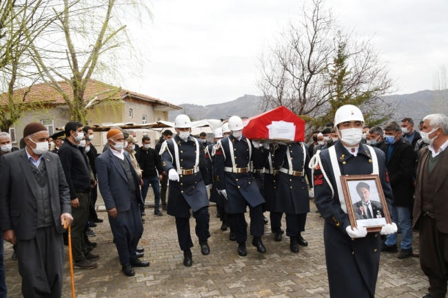 Kıbrıs gazisi son yolculuğuna uğurlandı