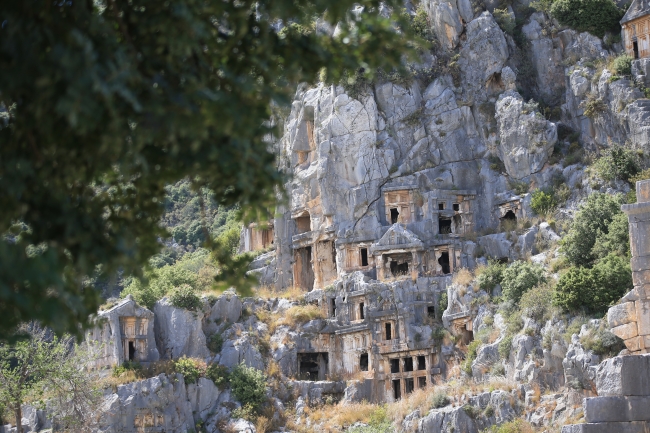 Turizmin başkenti Antalya’nın açık hava müzeleri ziyaretçilerini bekliyor