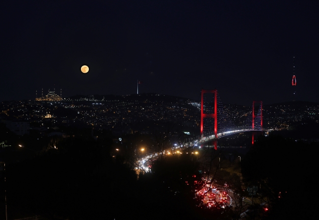 Türkiye'den "Süper ay" manzaraları