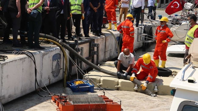 Çanakkale'de 20 ton müsilaj toplandı