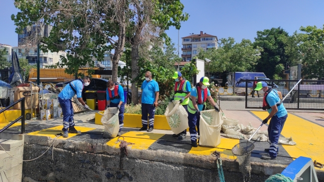 İstanbul'da müsilaj temizleme çalışmaları sürüyor