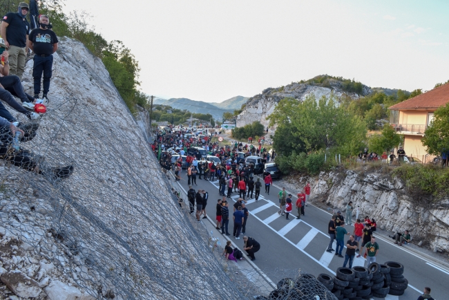 Karadağ'ın Cetinje şehrinde "taht töreni" gerginliği artıyor