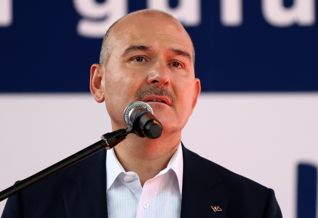 Bakan Soylu, Bursa'da yetim ve öksüz çocuklarla bir araya geldi