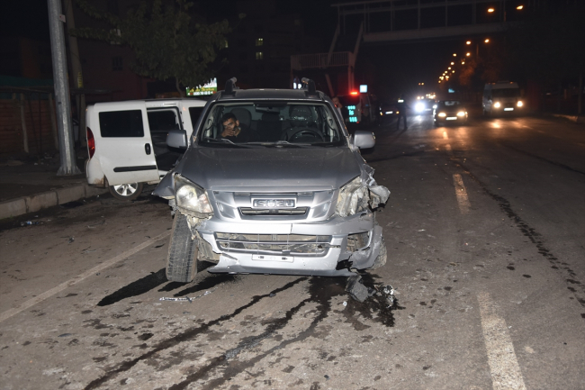 Antalya'da zincirleme kaza: 1 ölü, 4 yaralı