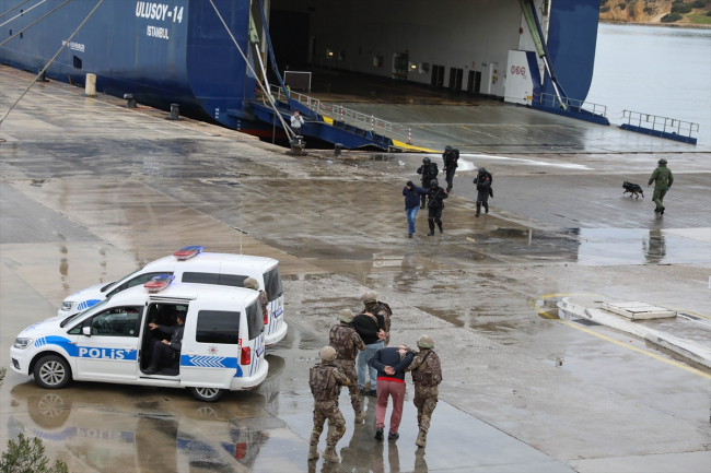 Çeşme Limanı'nda terör tatbikatı yapıldı