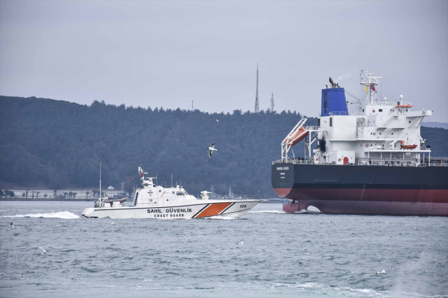 Ukrayna açıklarında vurulan Japon gemisi İstanbul Boğazı'ndan geçti