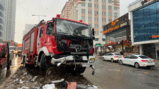 İstanbul'da apartman yangını