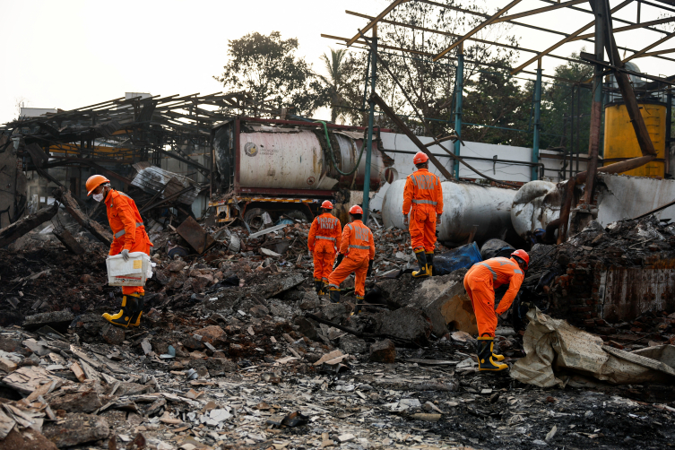 Hindistan'da fabrikada meydana gelen patlamada 9 kişi öldü, 64 kişi yaralandı