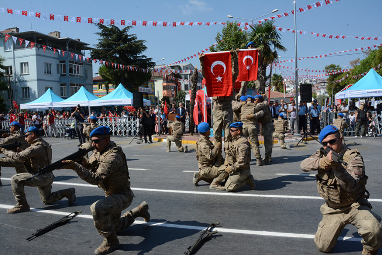 Büyük Zafer'in 102. yıl dönümü coşkuyla kutlandı