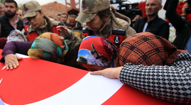 Şehit Piyade Uzman Onbaşı Sefa Fındık son yolculuğuna uğurlandı