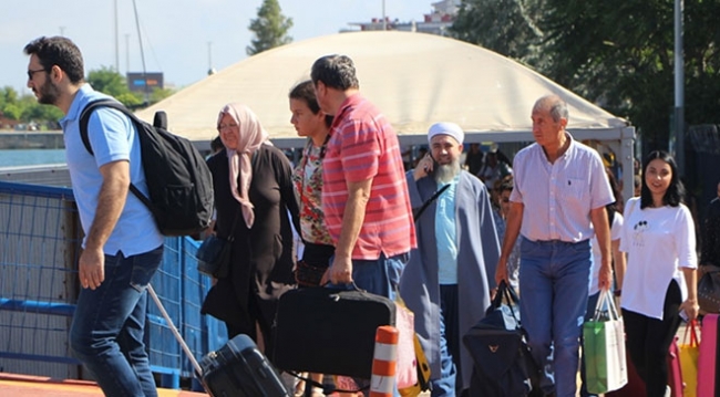 Yenikapı-Bandırma seferlerinde bayram yoğunluğu